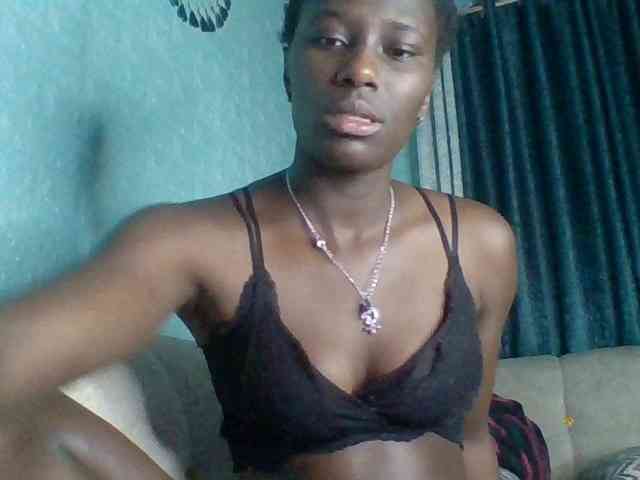 Sweet-Melanin webcam