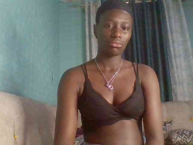 Sweet-Melanin webcam