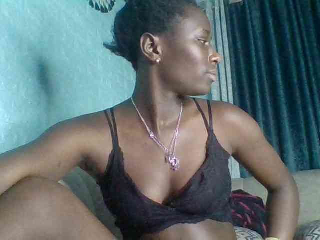 Sweet-Melanin webcam