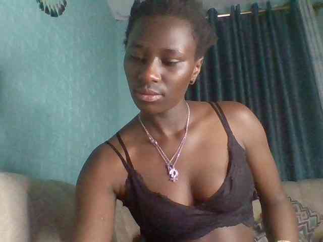 Sweet-Melanin webcam