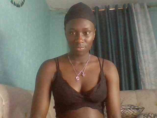 Sweet-Melanin webcam