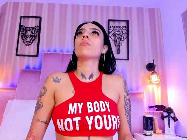 SamanthaAdelle webcam