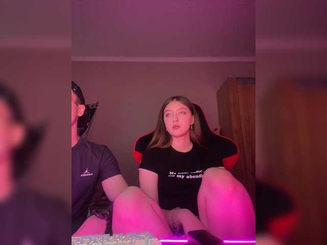AliceGirl18 webcam