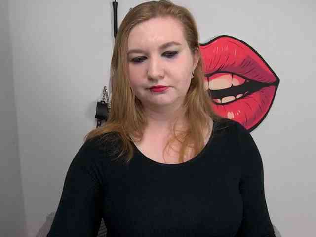 NikkiWild webcam