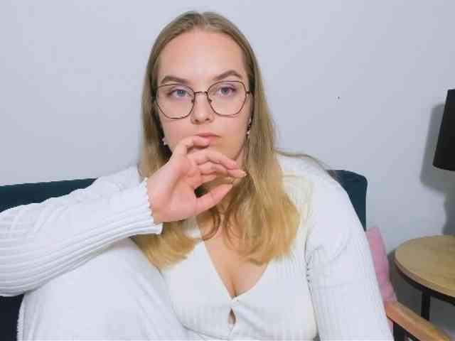 AlicePretty69 webcam