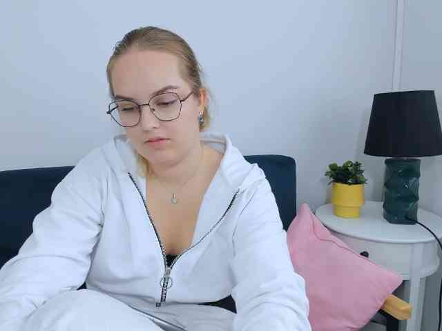 AlicePretty69 webcam