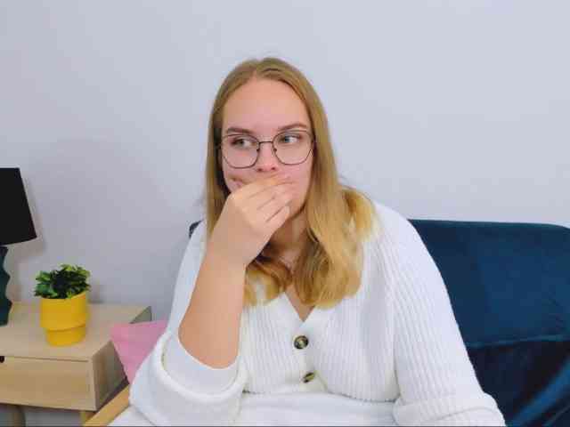 AlicePretty69 webcam