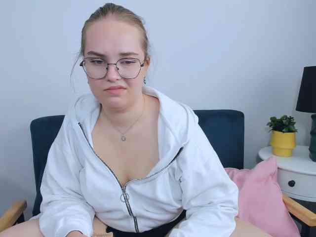 AlicePretty69 webcam