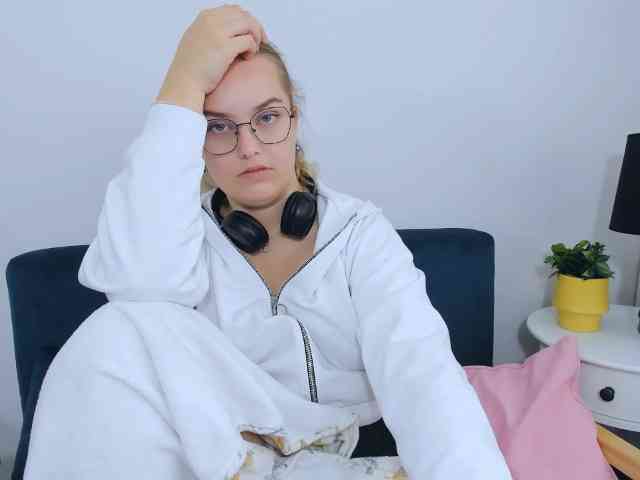 AlicePretty69 webcam
