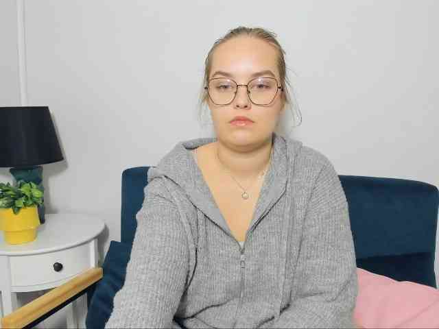 AlicePretty69 webcam