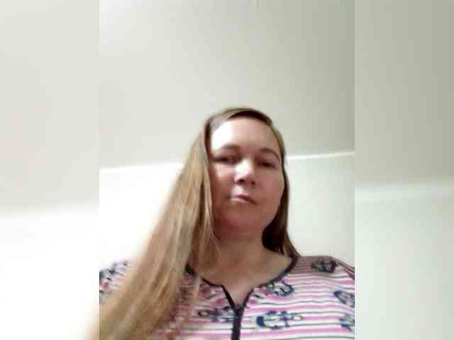 Elena565-1 webcam