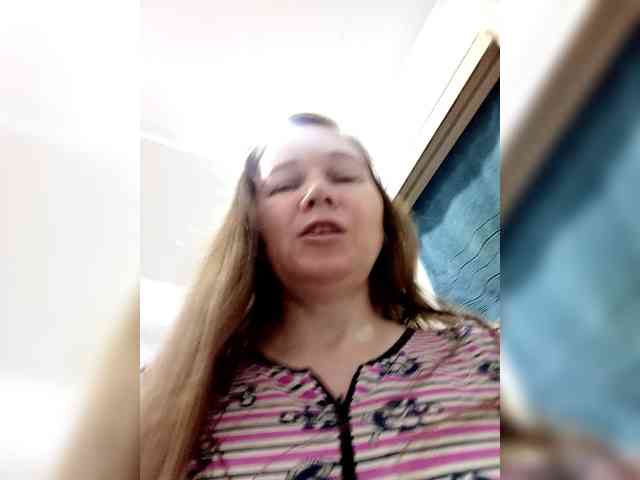 Elena565-1 webcam