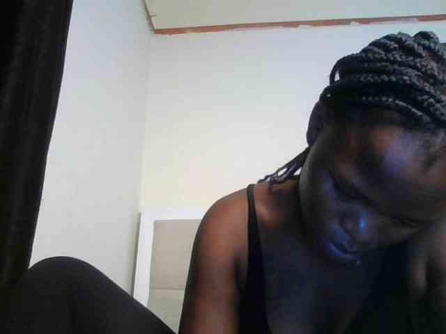 Sexynina25 webcam