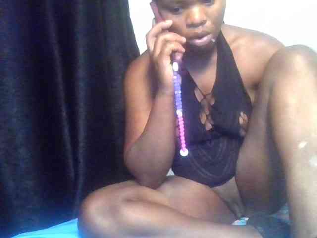 Sexynina25 webcam