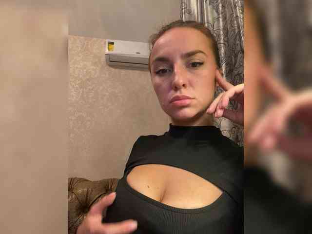 KateFoxxx028 webcam