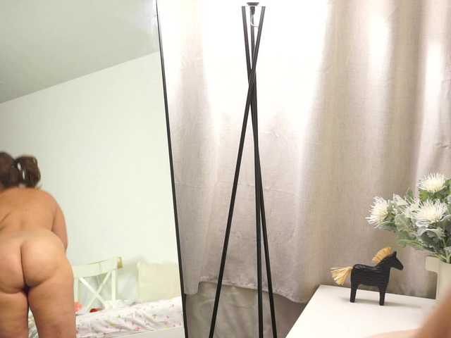 Nicole-Anna webcam
