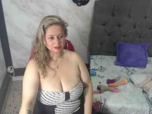 Brendabigtitis webcam