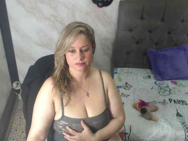 Brendabigtitis webcam