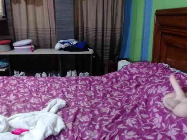 Charlizetheron1 webcam