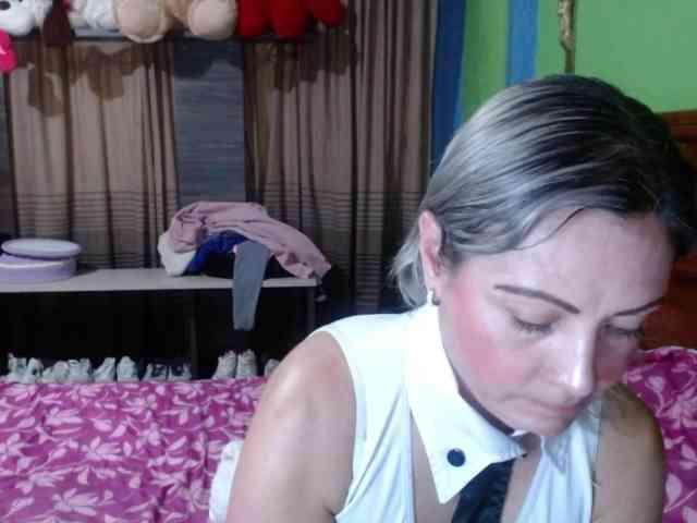 Charlizetheron1 webcam