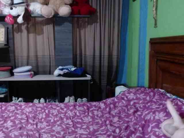 Charlizetheron1 webcam