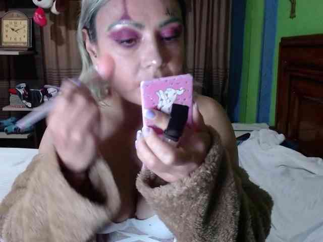 Charlizetheron1 webcam