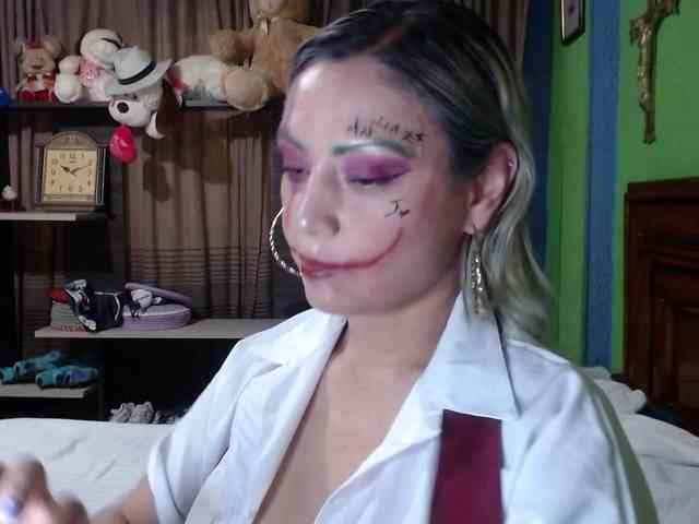 Charlizetheron1 webcam