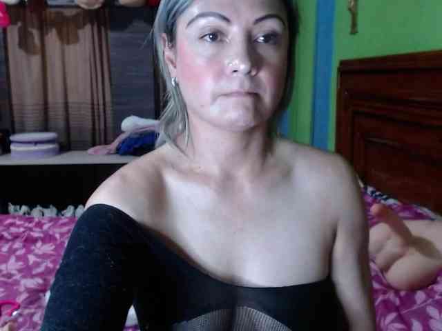 Charlizetheron1 webcam