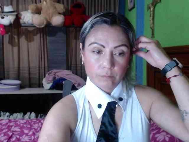 Charlizetheron1 webcam