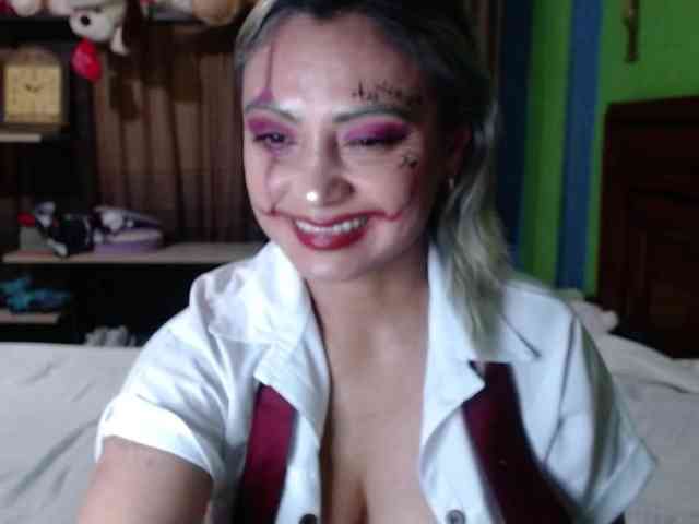 Charlizetheron1 webcam