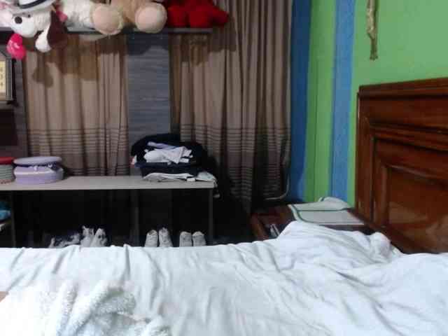 Charlizetheron1 webcam