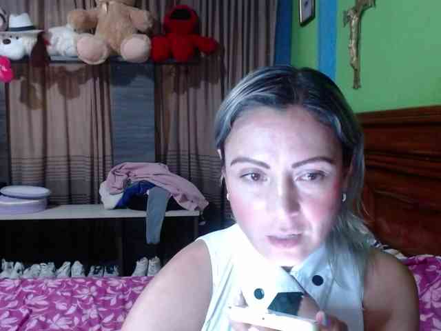 Charlizetheron1 webcam