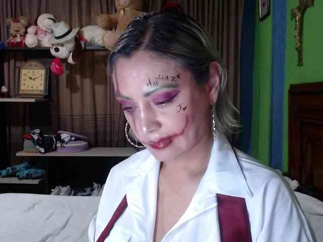 Charlizetheron1 webcam