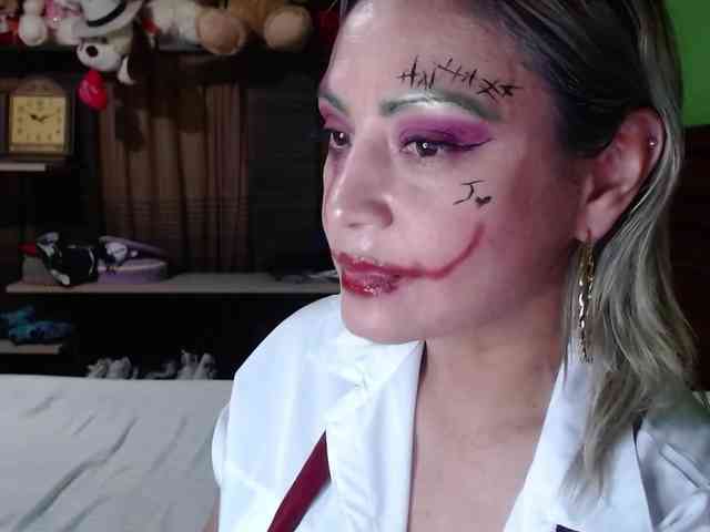 Charlizetheron1 webcam