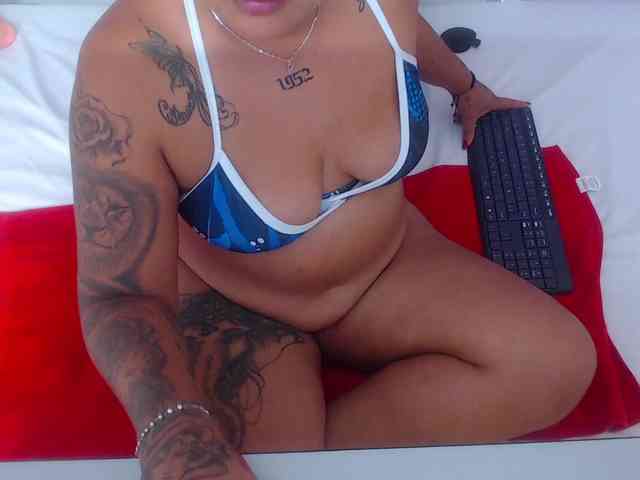 fat-naughtyass webcam