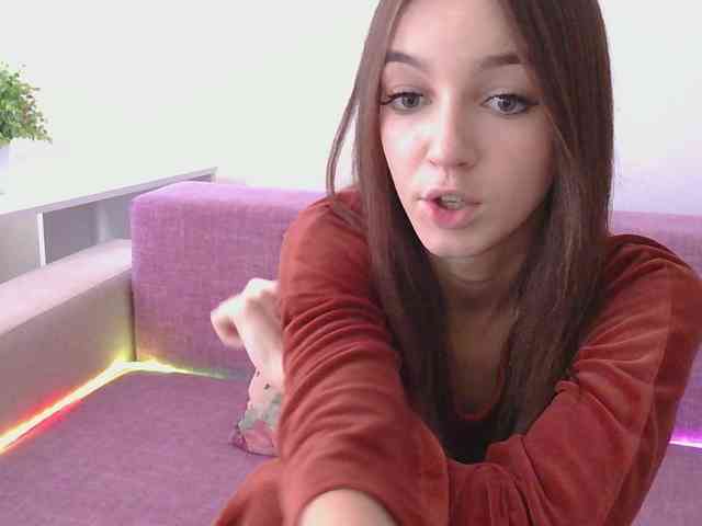 NotSoSweetDasha webcam