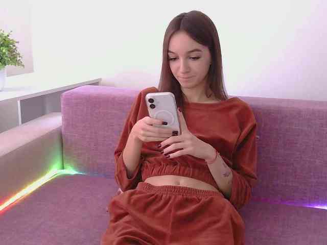 NotSoSweetDasha webcam