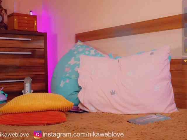 Nikaweblove webcam