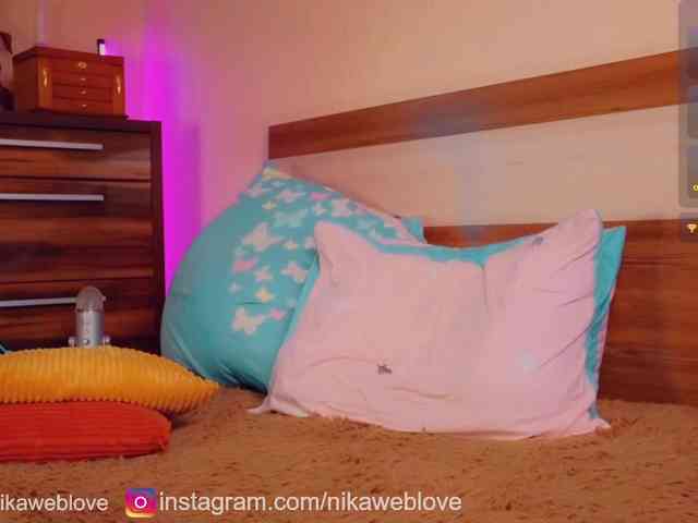 Nikaweblove webcam