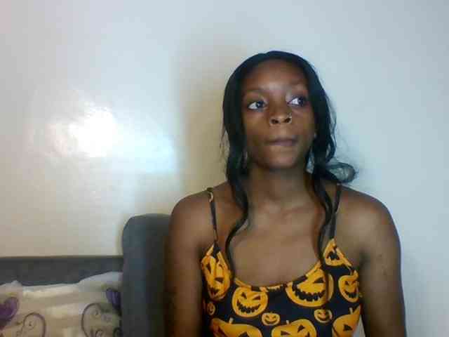 SweetsLolilta webcam