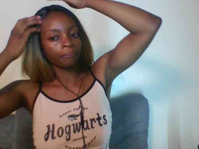 SweetsLolilta webcam