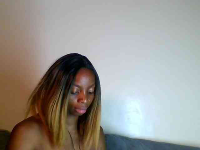 SweetsLolilta webcam