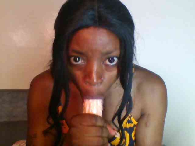 SweetsLolilta webcam