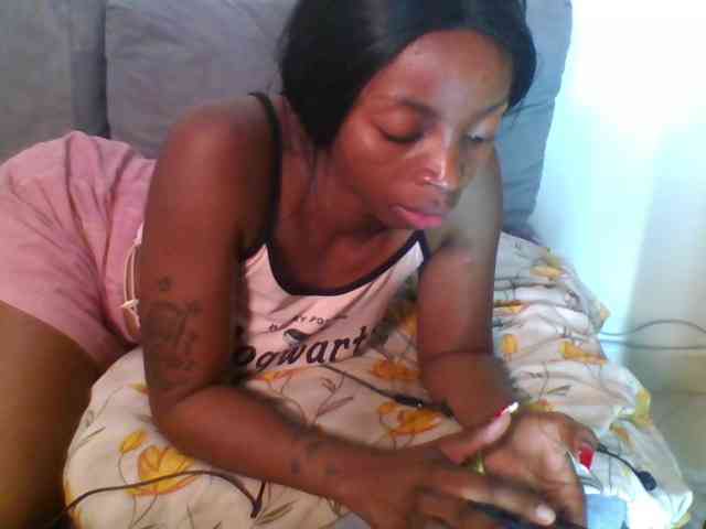 SweetsLolilta webcam