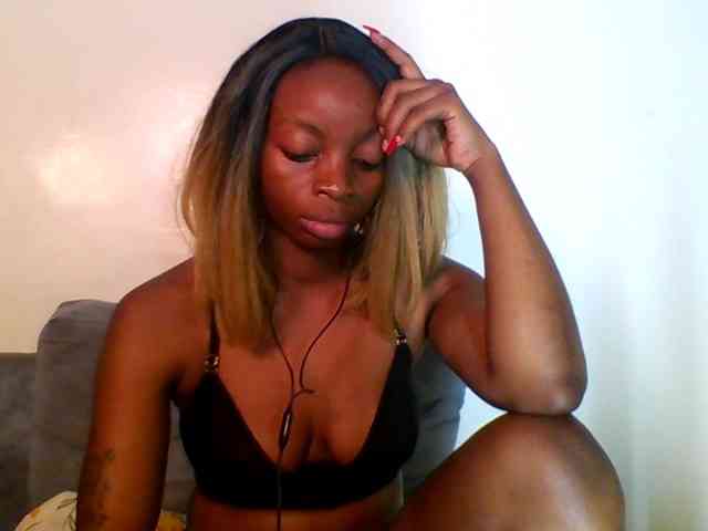SweetsLolilta webcam