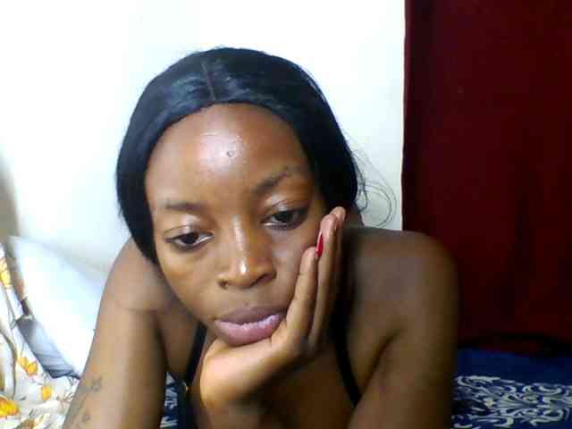 SweetsLolilta webcam