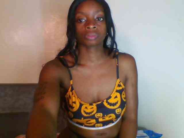 SweetsLolilta webcam