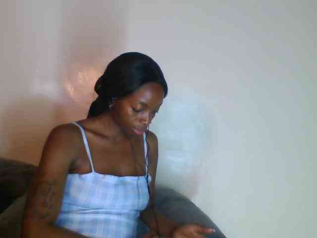 SweetsLolilta webcam
