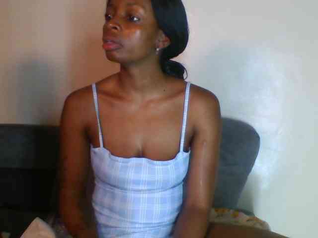 SweetsLolilta webcam