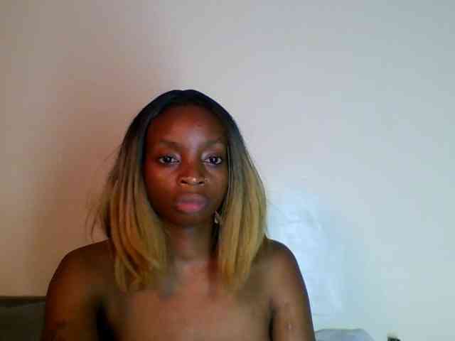 SweetsLolilta webcam